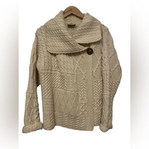 Carraig Donn Sweater Womens Off White 100% Merino Wool Size Medium